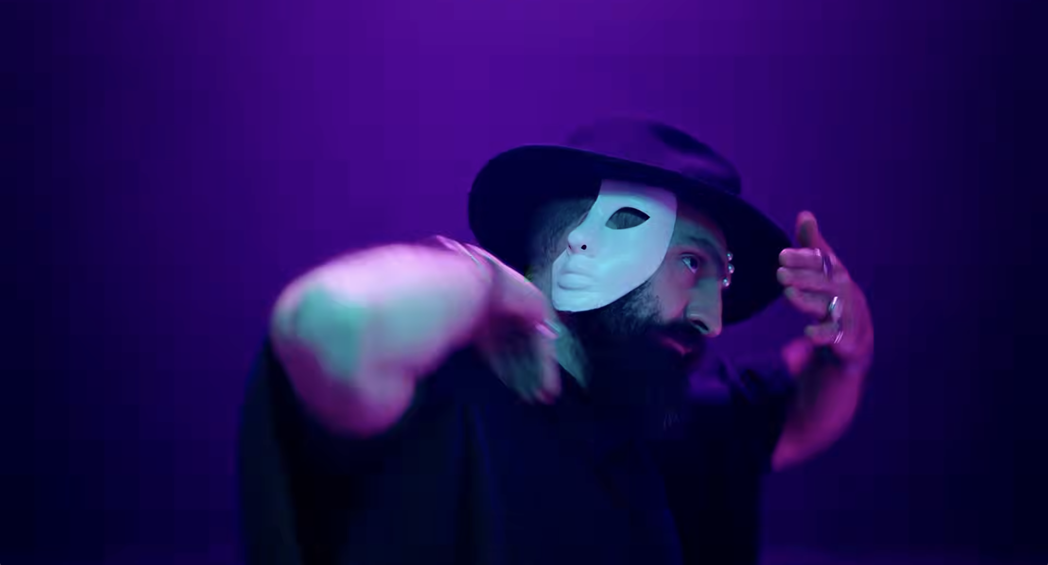 JINJ - Khosa Khosa — still 6